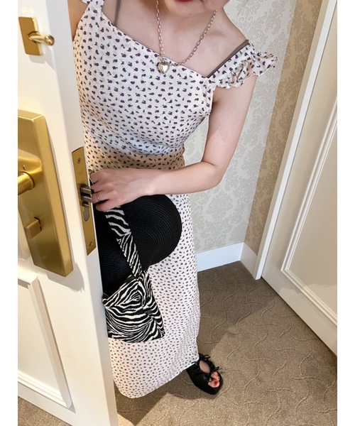 JUMELLE(ジュメロ)の「ヴィンテージフラワードレス(ワンピース・レディース・アイボリー・FREE)」の4枚目の写真