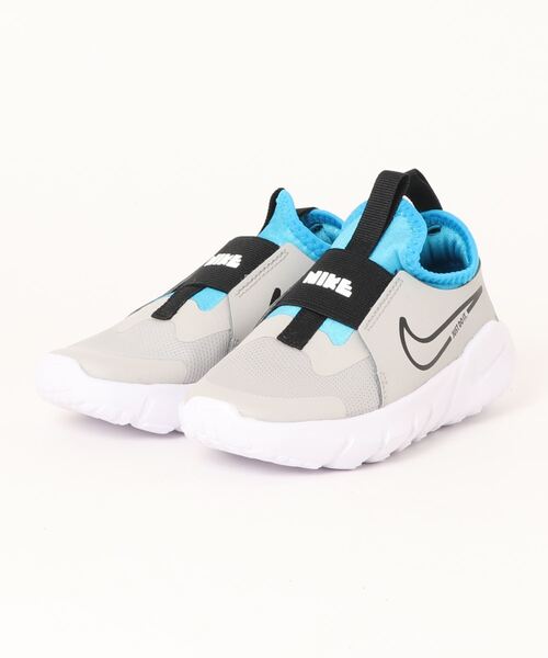 NIKE（ナイキ）の「《NIKE》ﾌﾚｯｸｽﾗﾝﾅｰ2PSV（スニーカー・キッズ・ブルー系その他/ブラック/レッド系その他/グリーン系その他/グレー/イエロー系その他/ホワイト×グリーン/コバルトブルー/ピンク/ホワイト/グレー系その他/ダークネイビー・18.5cm/21.5cm/19.5cm/22.0cm/20.0cm/17.0cm/19.0cm/20.5cm/16.5cm/21.0cm/17.5cm/18.0cm）」の4枚目の写真