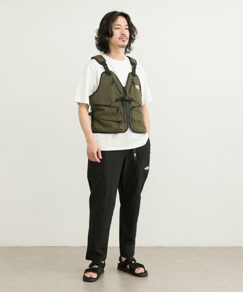 THE NORTH FACE（ザノースフェイス）の「THE NORTH FACE　GEAR MESH VEST（ベスト・メンズ・ブラック/オリーブ・MEDIUM）」の10枚目の写真