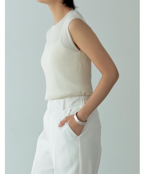 リネンタッチノースリーブリブニットトップス