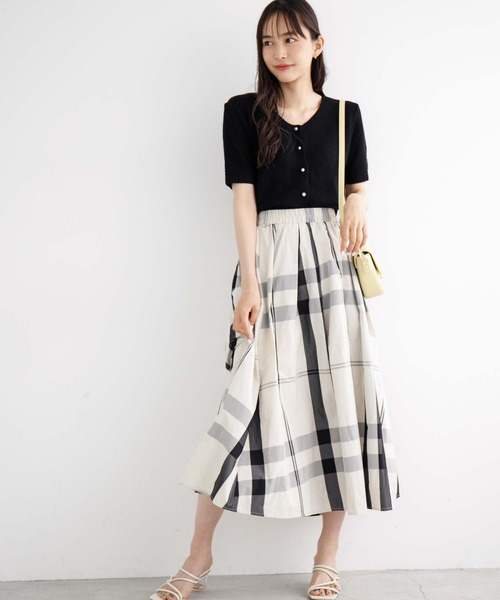 fifth（フィフス）の「パールボタンサマーニットカーディガン（カーディガン/ボレロ・レディース・ブラック/グリーン/アイボリー・M）」の8枚目の写真