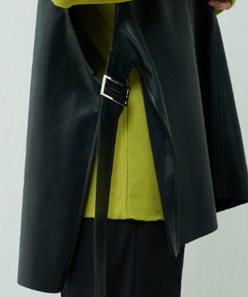 Lui's（ルイス）の「Vネックエコレザーベスト(セットアップ対応)（ベスト・レディース・ブラック/ライトベージュ・FREE）」の15枚目の写真