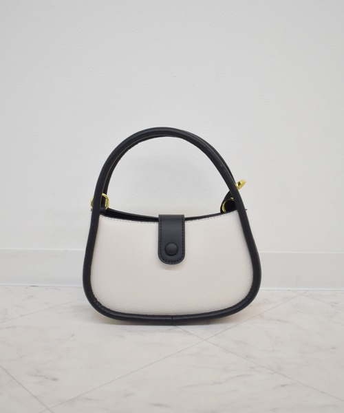 Reurie'（レウリィ）の「2wayバイカラーバッグ（ショルダーバッグ・レディース・ブラック×ホワイト/ブラウン系その他・FREE）」の17枚目の写真