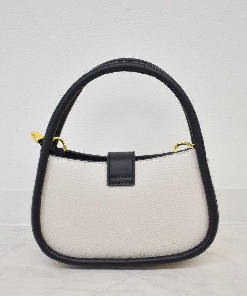 Reurie'（レウリィ）の「2wayバイカラーバッグ（ショルダーバッグ・レディース・ブラック×ホワイト/ブラウン系その他・FREE）」の9枚目の写真