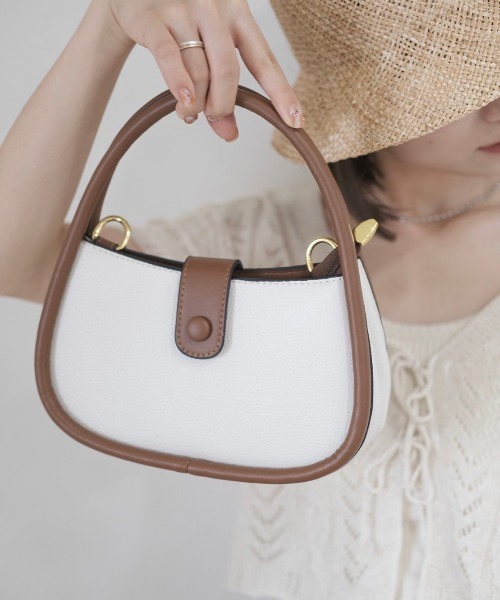 Reurie'（レウリィ）の「2wayバイカラーバッグ（ショルダーバッグ・レディース・ブラック×ホワイト/ブラウン系その他・FREE）」の10枚目の写真