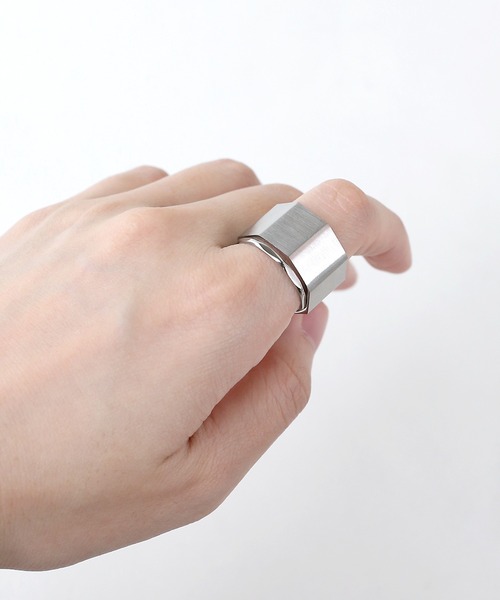 minsobi(ミンソビ)の「オクタゴンリング(リング・メンズ・Silver・S/M/L)」の2枚目の写真