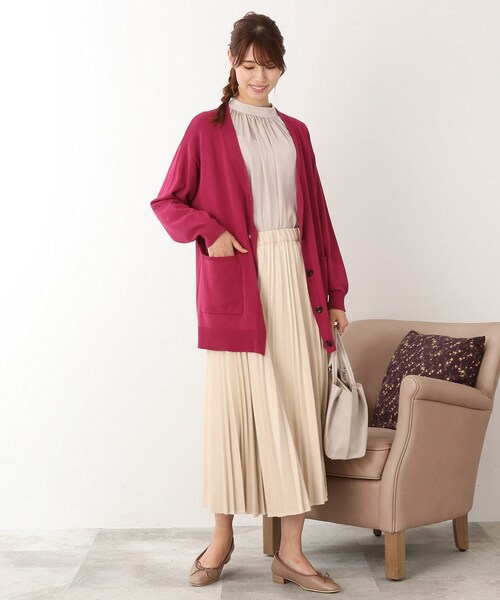 DRESKIP（ドレスキップ）の「◆【すっきり見え】ゆったりVネックカーディガン（カーディガン/ボレロ・レディース・ブラック/グリーン/ベージュ/パープル系・04/02/03）」の17枚目の写真