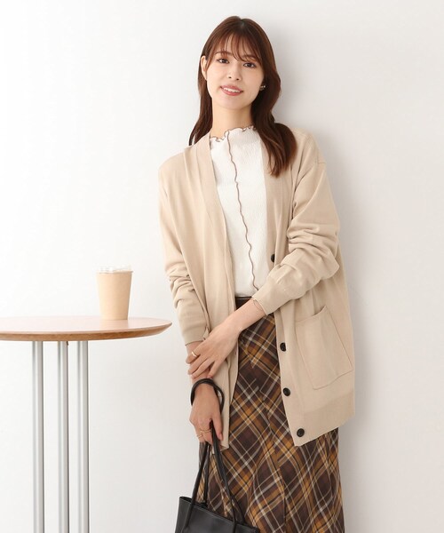 DRESKIP（ドレスキップ）の「◆【すっきり見え】ゆったりVネックカーディガン（カーディガン/ボレロ・レディース・ブラック/グリーン/ベージュ/パープル系・04/02/03）」の13枚目の写真