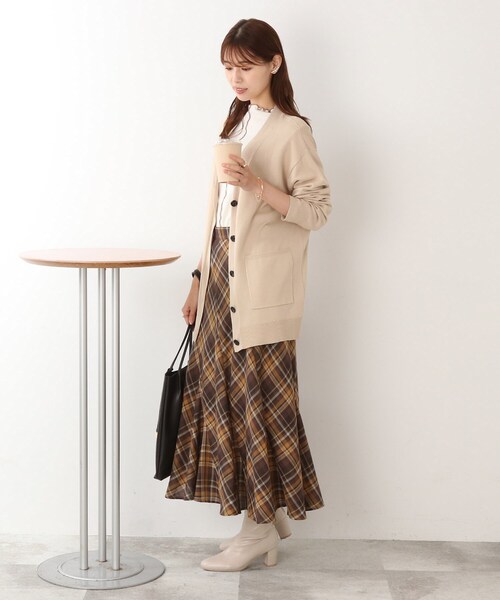 DRESKIP（ドレスキップ）の「◆【すっきり見え】ゆったりVネックカーディガン（カーディガン/ボレロ・レディース・ブラック/グリーン/ベージュ/パープル系・04/02/03）」の10枚目の写真