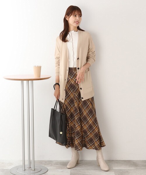 DRESKIP（ドレスキップ）の「◆【すっきり見え】ゆったりVネックカーディガン（カーディガン/ボレロ・レディース・ブラック/グリーン/ベージュ/パープル系・04/02/03）」の8枚目の写真