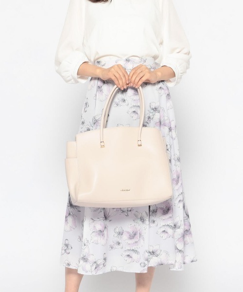 MISCH MASCH（ミッシュマッシュ）の「A4メタルパーツトートバッグ（トートバッグ・レディース・ブラック/ベージュ/ベビーピンク・FREE）」の10枚目の写真