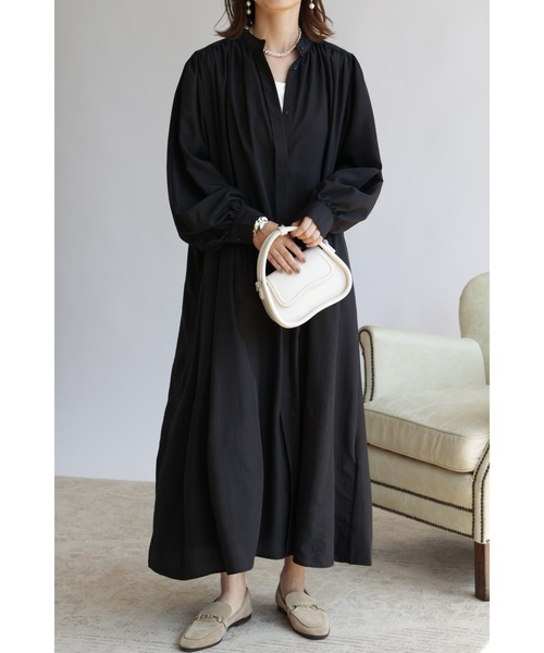 &. NOSTALGIA（アンドドットノスタルジア）の「【ZOZO限定】ボヤージュシャツワンピース（ワンピース・レディース・ブラック/グリーン/ホワイト/グレイッシュベージュ/パープル・FREE）」の2枚目の写真