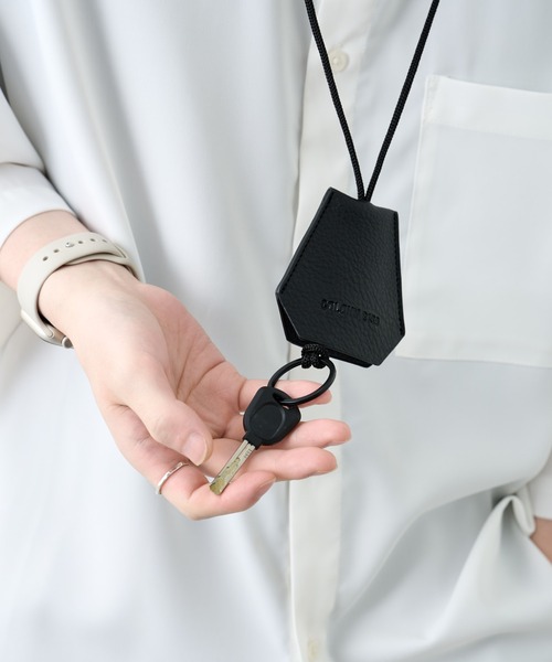 COLONY 2139（コロニートゥーワンスリーナイン）の「キーケースネックレス（ネックレス・メンズ・ブラック/ブラウン・FREE）」の8枚目の写真