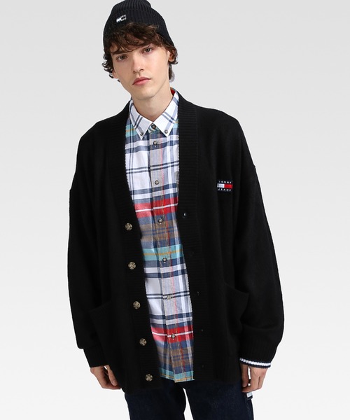 tommy jeans（トミー ジーンズ）の「スケーターバッジロゴカーディガン（カーディガン/ボレロ・メンズ・ブラック/グレー・SMALL/MEDIUM/LARGE/X-LARGE）」の3枚目の写真