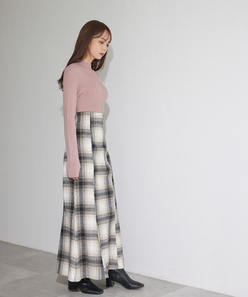 ADIRA（アディラ）の「キモウチェックロングマーメイドスカート（スカート・レディース・ブルー/ブラック・MEDIUM）」の9枚目の写真