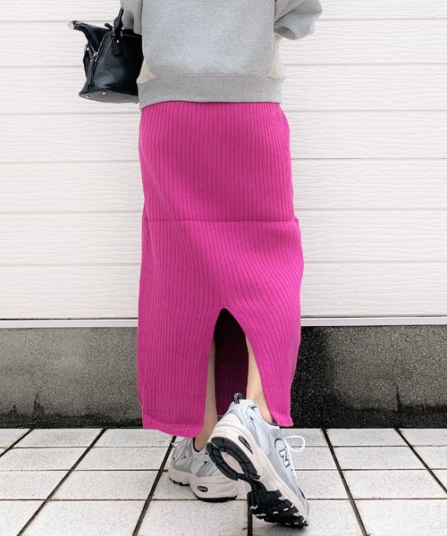 Q（キュー）の「12Gリブタイトスカート（スカート・レディース・ブラック/ピンク・MEDIUM）」の6枚目の写真