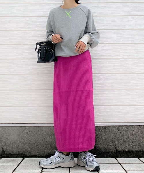 Q（キュー）の「12Gリブタイトスカート（スカート・レディース・ブラック/ピンク・MEDIUM）」の7枚目の写真