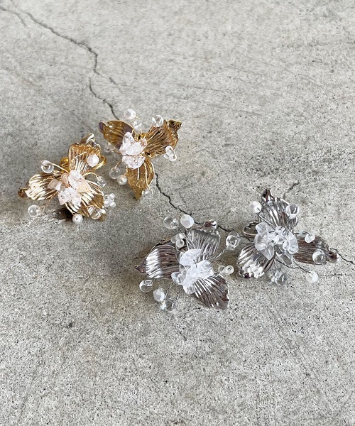 Zoule(ゾーラ)の「Zoule ゾーラ:decoration flower 天然石 デコレーションフラワー イヤリング(イヤリング・レディース・ゴールド/シルバー・FREE)」の7枚目の写真