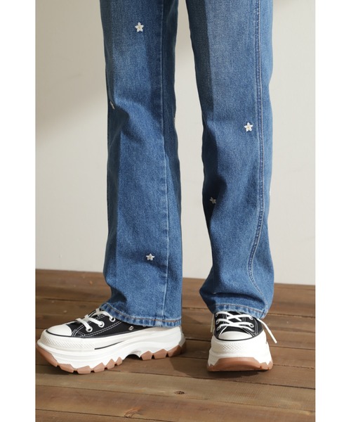 Wrangler（ラングラー）の「(WRANGLER)デニムパンツ（デニムパンツ・レディース・ブルー・SMALL/MEDIUM/XS）」の6枚目の写真