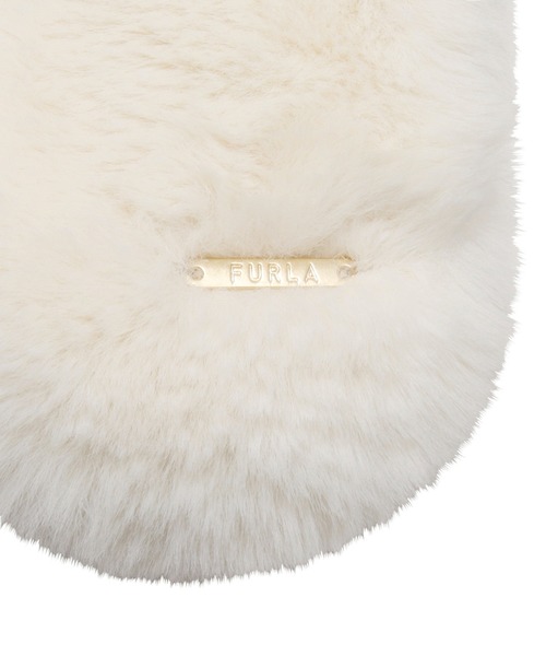 FURLA(フルラ)の「フェイクファー マフラー レザーベルト(マフラー・レディース・ベージュ/ピンク/ライトグレー/オフホワイト/ワインレッド/ライトベージュ/ブラック・FREE)」の18枚目の写真