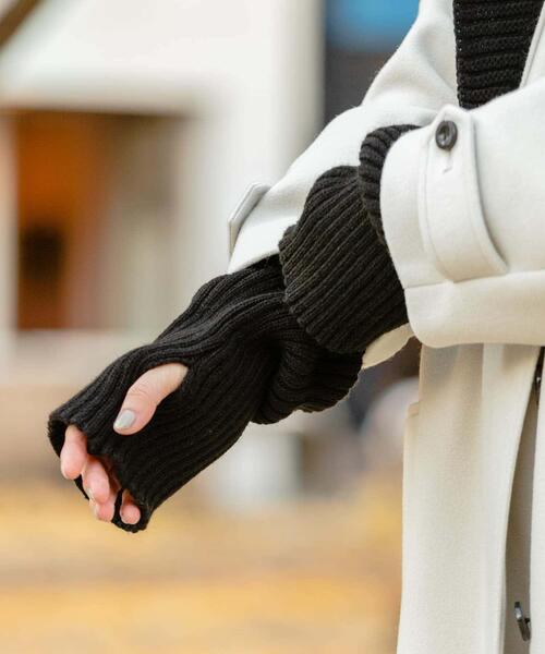 SMELLY（スメリー）の「リブアームウォーマー（アームカバー・レディース・ブラック/ベージュ/ブルー系その他・-）」の21枚目の写真