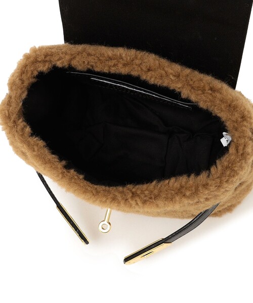 VIOLAd'ORO(ヴィオラドーロ)の「VIOLAd’ORO:エコファームートンポーチ(ショルダーバッグ・レディース・ブラック・ONE SIZE)」の10枚目の写真