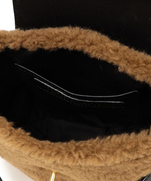 VIOLAd'ORO(ヴィオラドーロ)の「VIOLAd’ORO:エコファームートンポーチ(ショルダーバッグ・レディース・ブラック・ONE SIZE)」の11枚目の写真