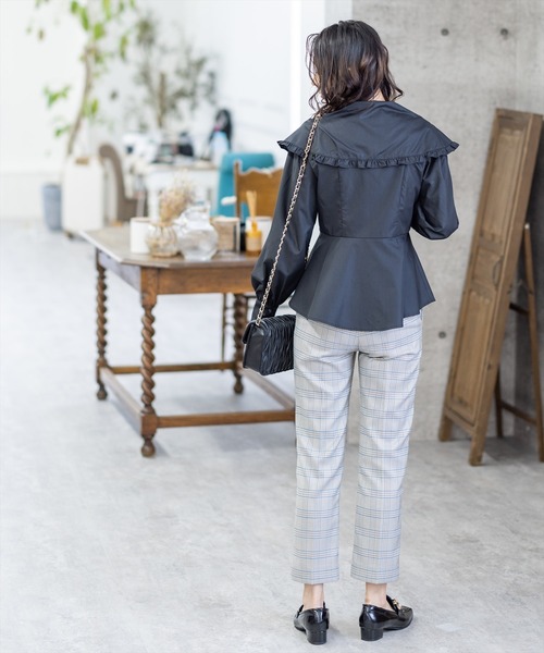 clear（クリア）の「ビッグカラーブラウス（シャツ/ブラウス・レディース・ブラック/オフホワイト・F）」の7枚目の写真