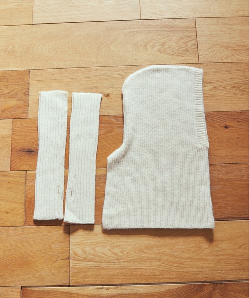 ANGIE（アンジー）の「リブニットバラクラバ＆アームウォーマーセット（ネックウォーマー/スヌード・レディース・杢グレー/ベージュ/ブラック/アイボリー・FREE）」の5枚目の写真