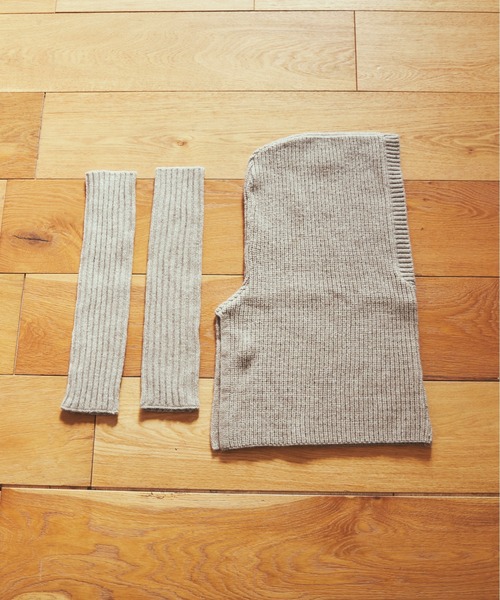 ANGIE（アンジー）の「リブニットバラクラバ＆アームウォーマーセット（ネックウォーマー/スヌード・レディース・杢グレー/ベージュ/ブラック/アイボリー・FREE）」の7枚目の写真