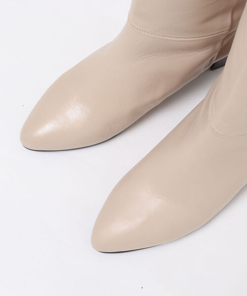 MARIAN（マリアン）の「【MARIAN/ マリアン】アーモンドトゥジップレス