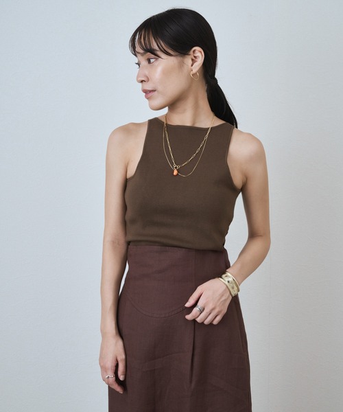 audrey and john wad（オードリーアンドジョンワッド）の「アメリカンスリーブニットタンクトップ -手洗い可-（タンクトップ・レディース・オフホワイト/ブラウン/ブラック/ライトグリーン・FREE）」の7枚目の写真