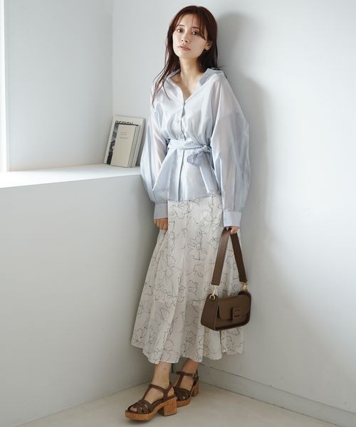 mysty woman(ミスティウーマン)の「シアールーズチュニックシャツ 186265(シャツ/ブラウス・レディース・ブラック/オフホワイト/ピンク/グリーン/ライトベージュ/グレイッシュブルー・FREE)」の22枚目の写真