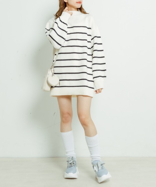 OLIVE des OLIVE(オリーブデオリーブ)の「ボーダーチュニック(ニット/セーター・レディース・ブルー/アイボリー・FREE)」の3枚目の写真