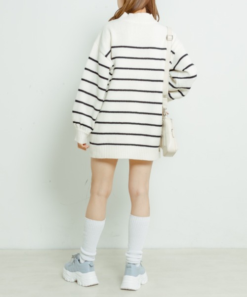 OLIVE des OLIVE(オリーブデオリーブ)の「ボーダーチュニック(ニット/セーター・レディース・ブルー/アイボリー・FREE)」の5枚目の写真
