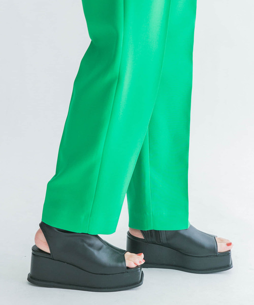 KBF（ケイビーエフ）の「ストレッチブーツサンダル（サンダル・レディース・オフホワイト/ブラック・38/36/37）」の22枚目の写真