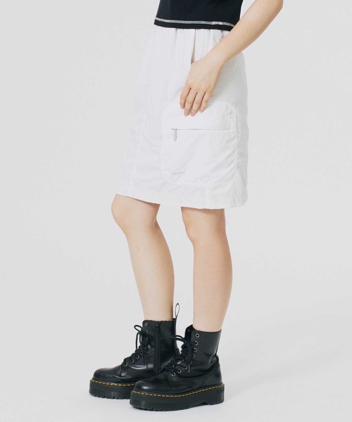 X-girl(エックスガール)の「GATHERED WAIST CARGO SKIRT(スカート・レディース・ブラック/ホワイト/ライトグリーン・S/M)」の16枚目の写真