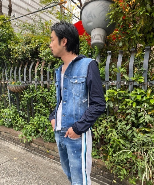 P.M.D.S.（ピー エム ディー エス）の「P.M.D.S./ピー エム ディー 