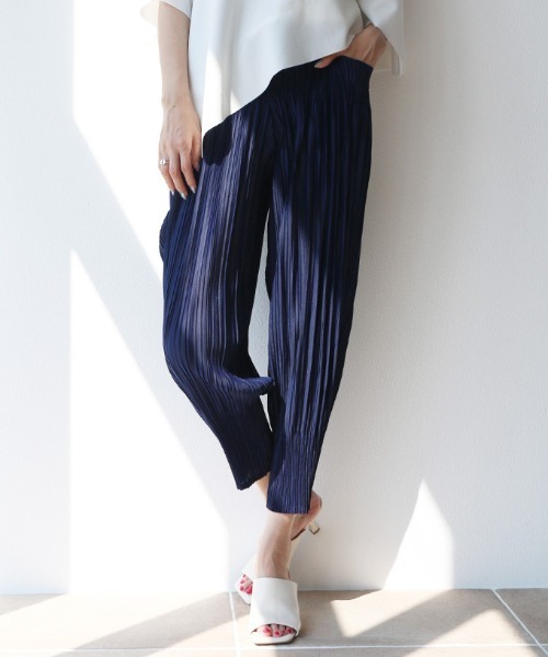 Vieo(ヴィオ)の「堪能する楽綺麗パンツ(その他パンツ・レディース・グリーン/ブラック/ベージュ/ネイビー/グレー/レッド/マスタード/ライム/ピンク/スカイブルー/カーキ・FREE)」の8枚目の写真