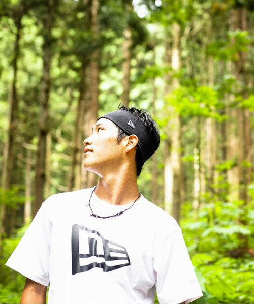 NEW ERA（ニューエラ）の「NEW ERA/ニューエラ ヘッドバンド フラッグロゴ 吸汗速乾 ストレッチ 13517797/13517798/14110166（ヘアバンド・メンズ・ホワイト/ホワイト×ブラック・FREE）」の6枚目の写真