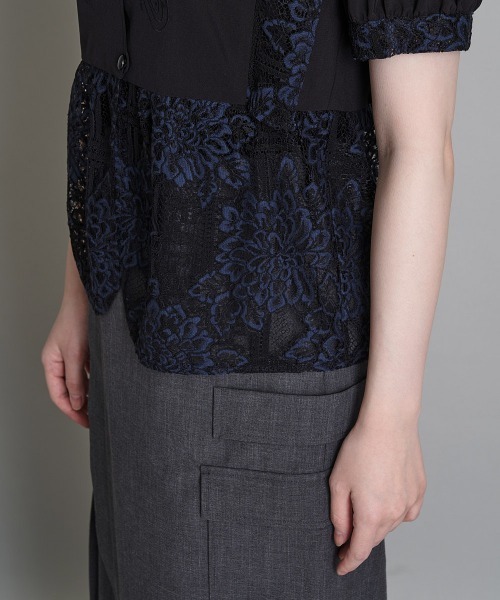 A de a.v.v(アードアー・ヴェ・ヴェ)の「刺繍入りケミカルレースブラウス(シャツ/ブラウス・レディース・ブラック/ベージュ・SMALL/MEDIUM/36/38)」の11枚目の写真