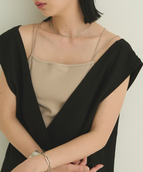 Aunt Marie's（アントマリーズ）の「カップ付きバッククロスキャミソール（キャミソール・レディース・ベージュ/ホワイト/ブラック/チャコールグレー・FREE）」の17枚目の写真