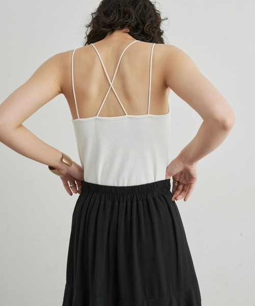 Aunt Marie's（アントマリーズ）の「カップ付きバッククロスキャミソール（キャミソール・レディース・ベージュ/ホワイト/ブラック/チャコールグレー・FREE）」の21枚目の写真