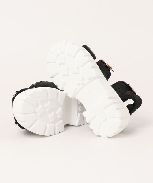 Parade(パレード)の「【厚底】ラギッドソールスポーツサンダル 7018(サンダル・レディース・ホワイト/ブラック/ブラック×ホワイト・L/M/LL/S)」の4枚目の写真