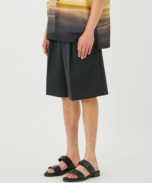 UNITED TOKYO(ユナイテッドトウキョウ)の「HARD GABARDINE SHORT PANTS(その他パンツ・メンズ・ライトグレー/ダークグレー・1/2)」の22枚目の写真