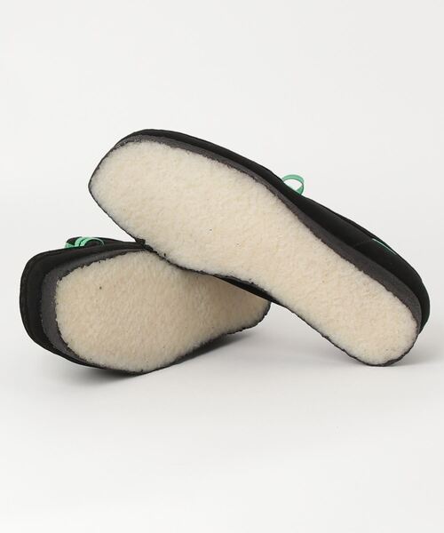 XLARGE(エクストララージ)の「Clarks Wallabee/XLARGE(スニーカー・メンズ・ブラック・26.5cm/26cm/27.5cm/25.5cm/25cm/27cm)」の4枚目の写真