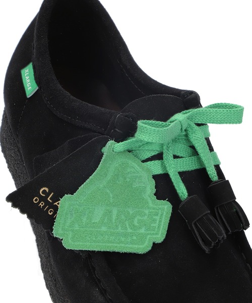 XLARGE(エクストララージ)の「Clarks Wallabee/XLARGE(スニーカー・メンズ・ブラック・26.5cm/26cm/27.5cm/25.5cm/25cm/27cm)」の3枚目の写真