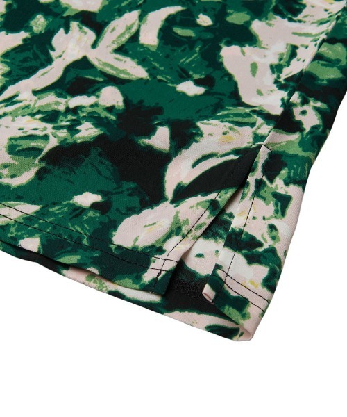 NO ID.(ノーアイディ)の「【NO ID.】Abstract Switch Loose T-Shirt / アブストラクト 切替 ルーズ Tシャツ(Tシャツ/カットソー・メンズ・ブラック/グリーン/ブルー・ONE SIZE)」の11枚目の写真