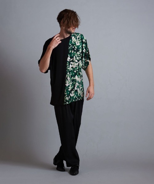 NO ID.(ノーアイディ)の「【NO ID.】Abstract Switch Loose T-Shirt / アブストラクト 切替 ルーズ Tシャツ(Tシャツ/カットソー・メンズ・ブラック/グリーン/ブルー・ONE SIZE)」の22枚目の写真