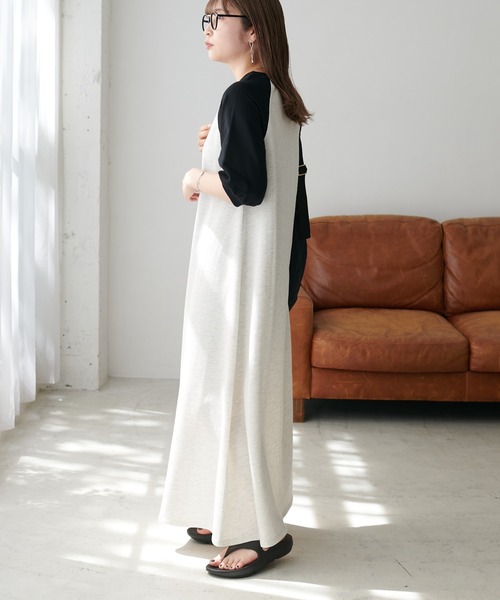 DISCOAT(ディスコート)の「【WEB限定】ラグラン袖ボリュームワンピース(ワンピース・レディース・ホワイト/グレイッシュベージュ/アイボリー/ブラック・MEDIUM)」の15枚目の写真